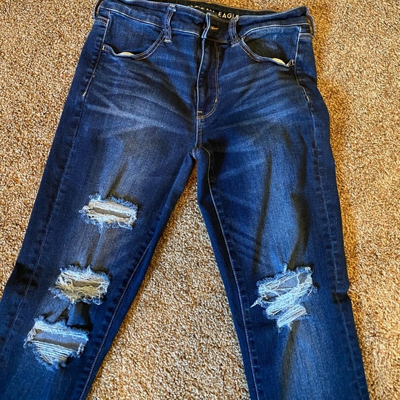 American Eagle Outfitters Denim - American Eagle Cute Ripped Skinny Jeans